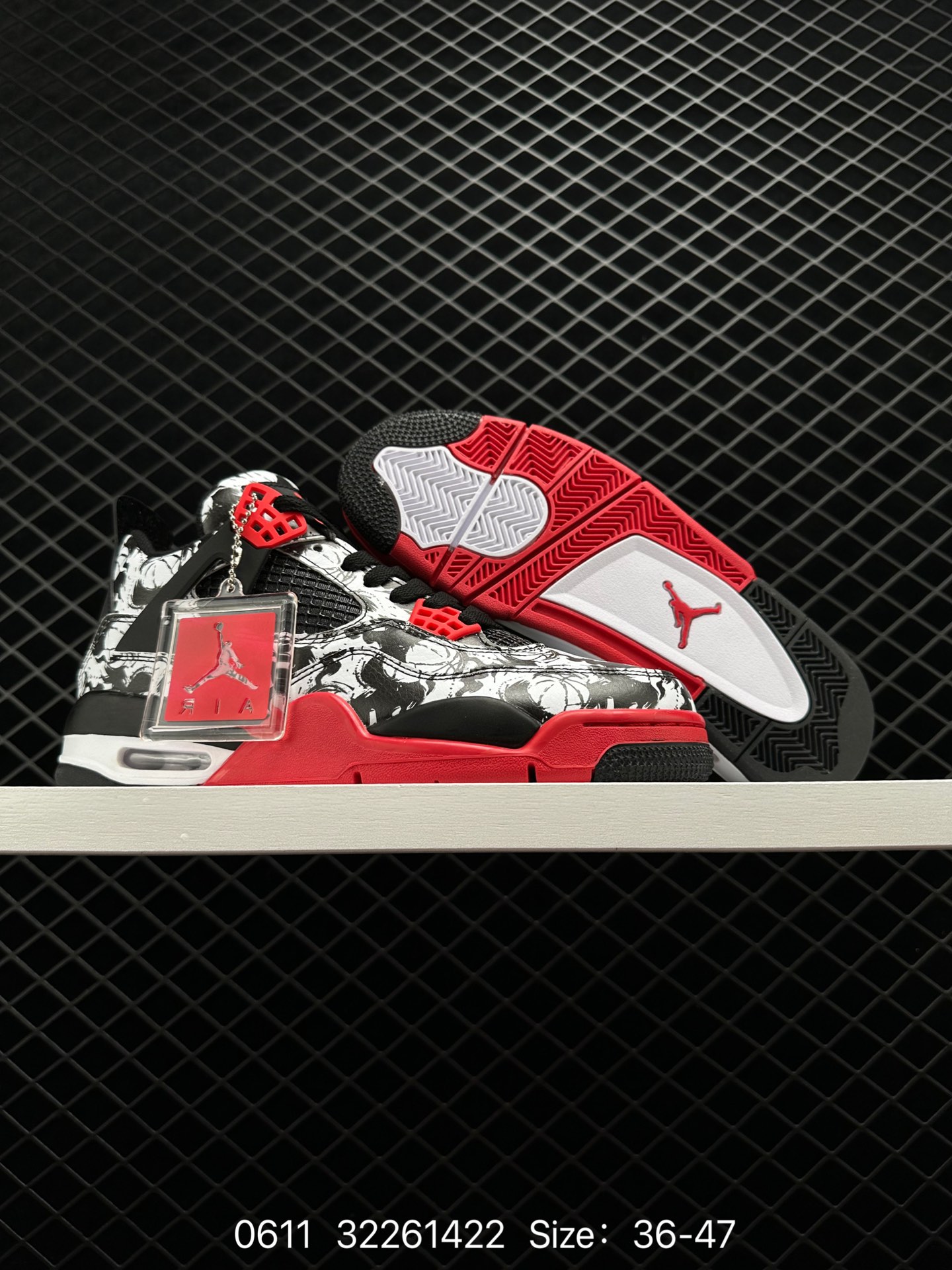 Air Jordan 4 Retro SBGLOY Tattoo